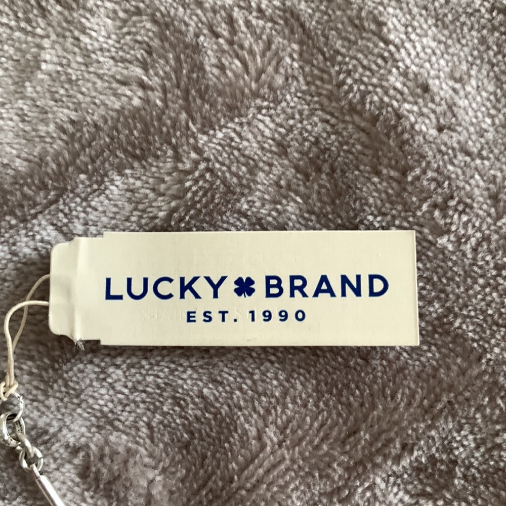 Lucky Brand Necklace - Picture 5 of 5